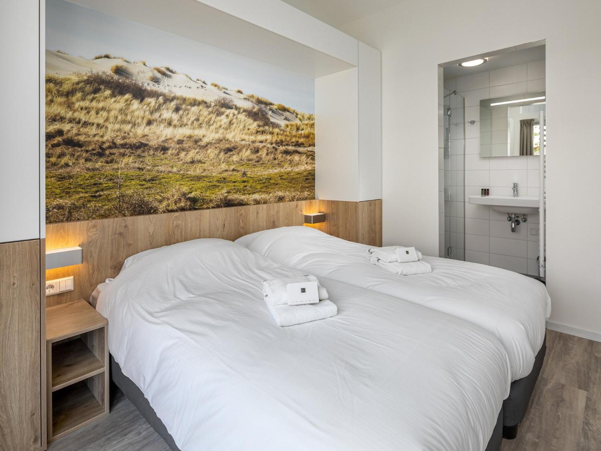 Detached Luxurious With Washingmachine, Near The *